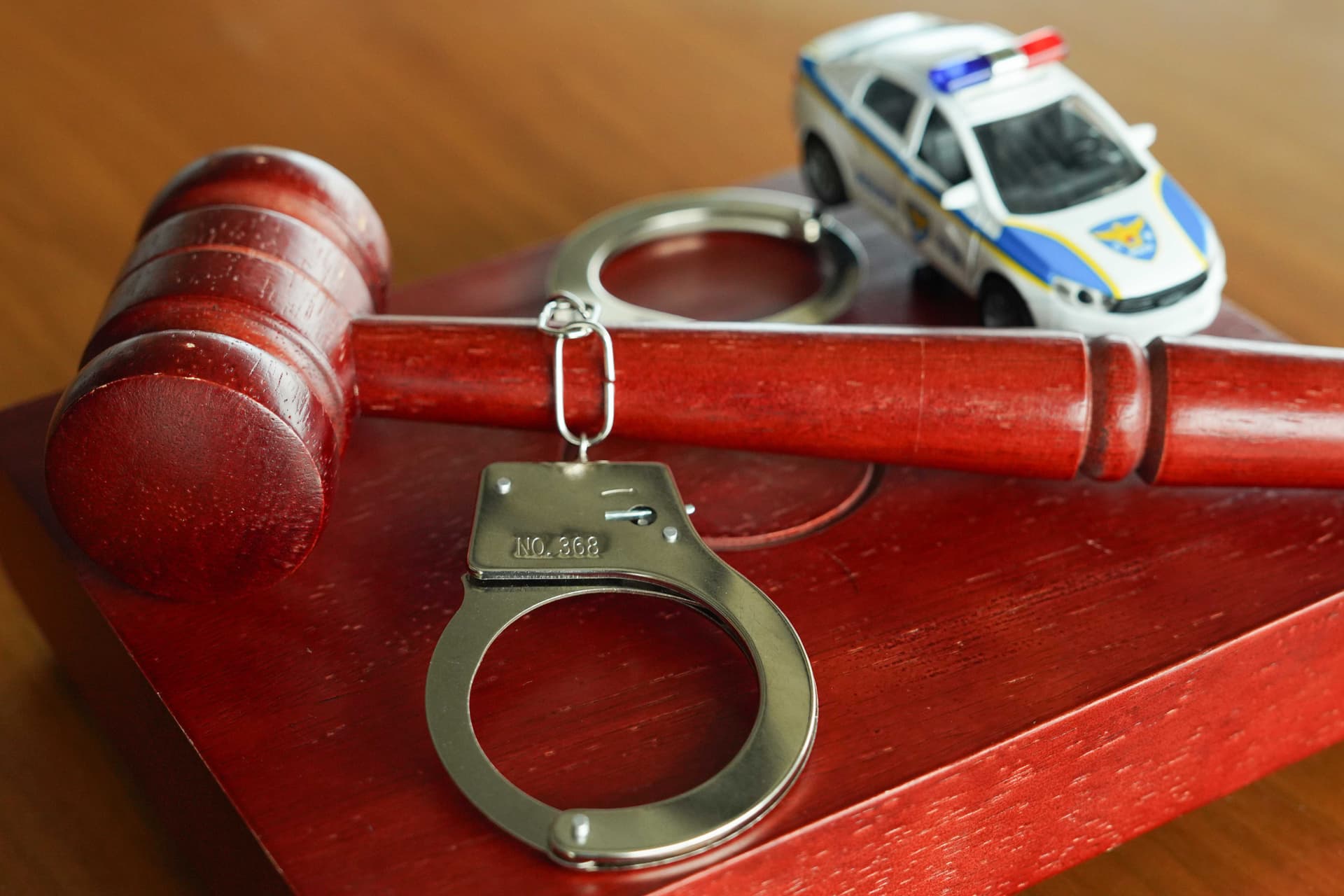 아청법전문변호사 | 아동·청소년 강제추행 혐의 불송치 이끌은 아청법변호사