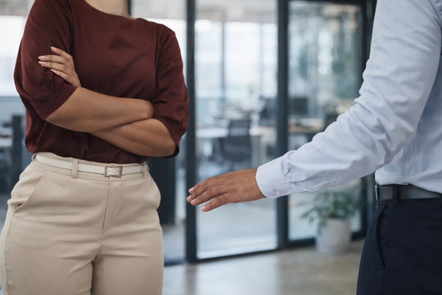 성추행고소 피의자 대응 법률상담 경찰조사